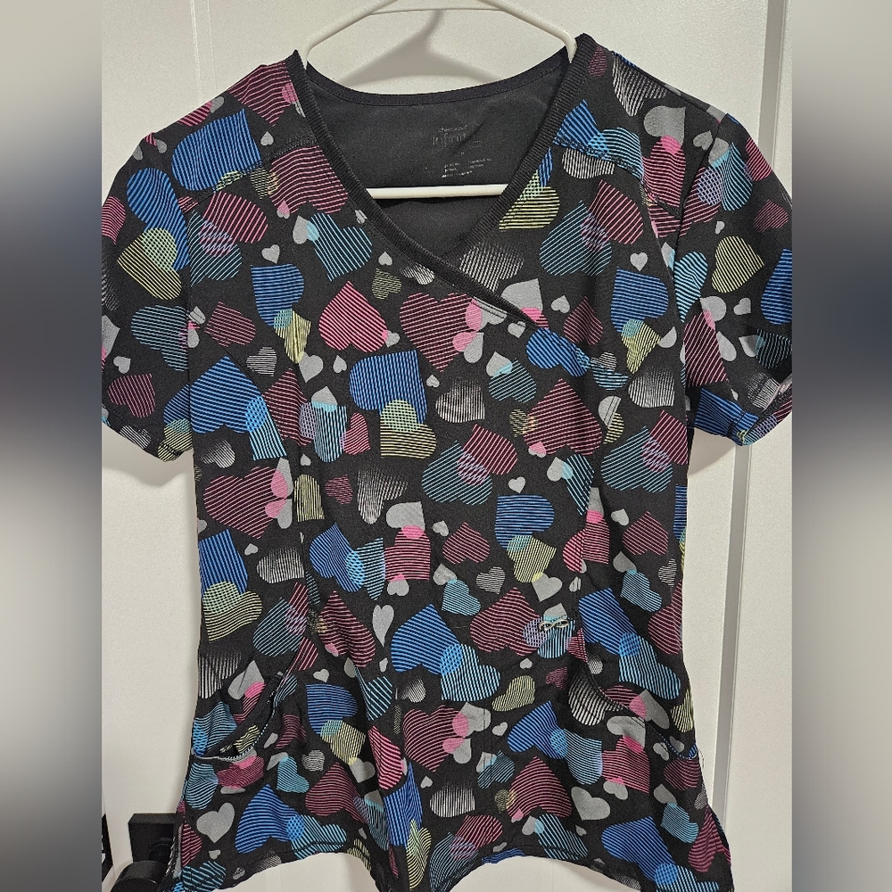 Cherokee infinity scrub top